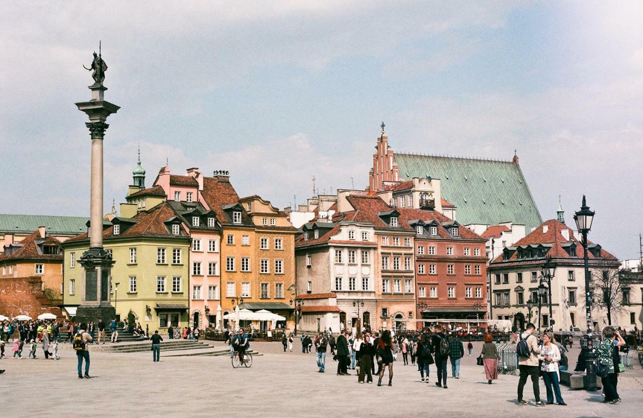 Red Brick Old Town Apartment Warsaw Exterior photo