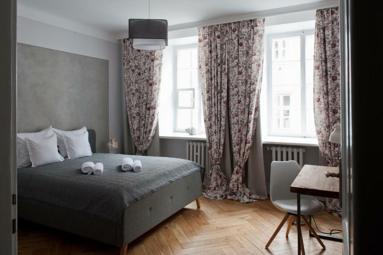 Red Brick Old Town Apartment Warsaw Exterior photo